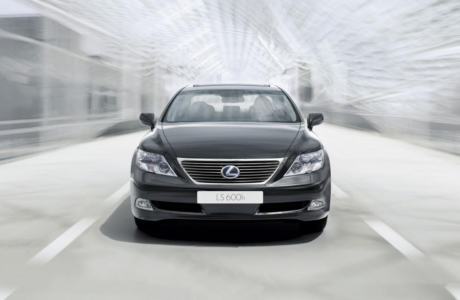  Lexus LS600h L 2007 года  (фото 104 из 224)